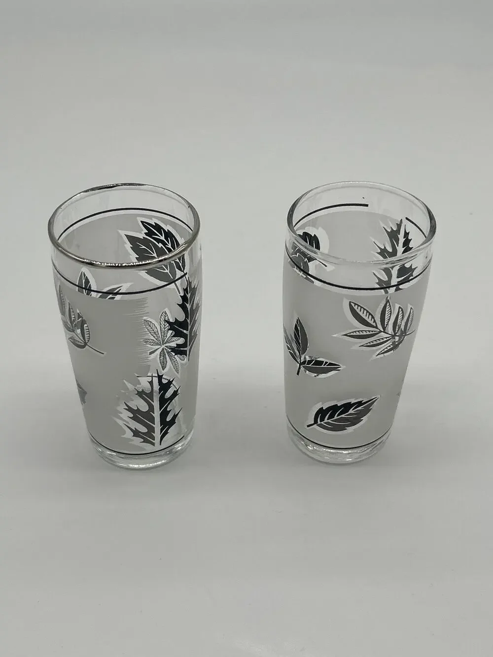 Vintage Libbey Silver Leaf Juice Glasses Set of 2 Clear Glass Tumblers 4”